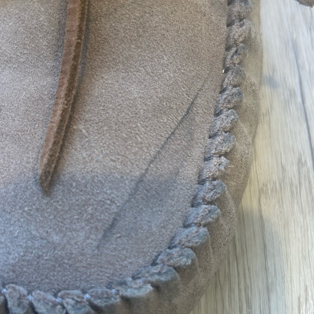 UGG Dakota Suede Shearling Moccasin Slippers Shoes Womens Size 9 Gray Winter - Picture 3 of 12